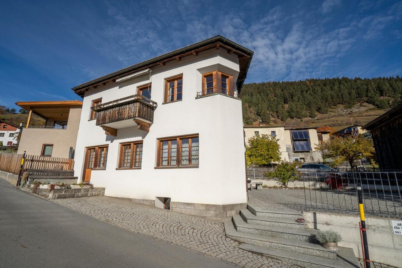 Chasa Nogler - Ferienwohnung Ramosch Exterior foto