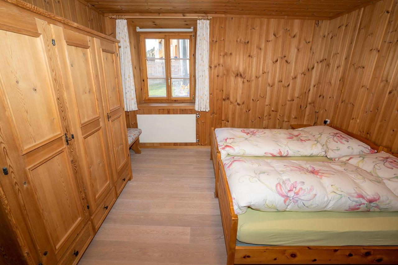 Chasa Nogler - Ferienwohnung Ramosch Exterior foto
